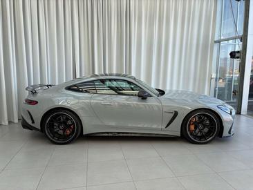 Mercedes AMG GT 63 — photo 3