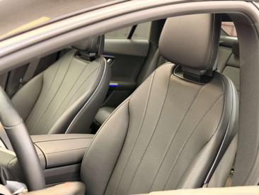 Mercedes EQE 300 Business — photo 6