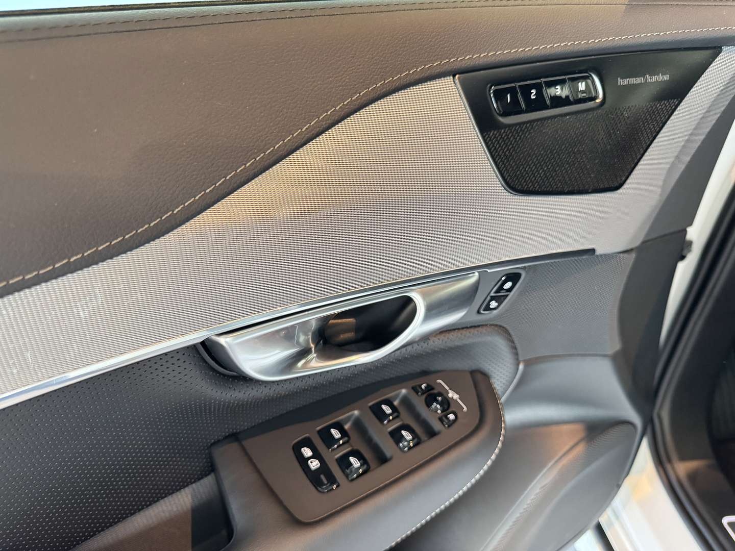 Volvo XC90 T8 Plus - 2024 - Joinsteer - #23