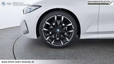 BMW 318 318d — photo 26