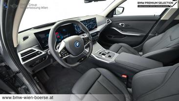 BMW 330e 330e XDrive — photo 20