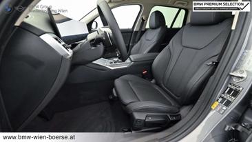 BMW 330e 330e XDrive — photo 22