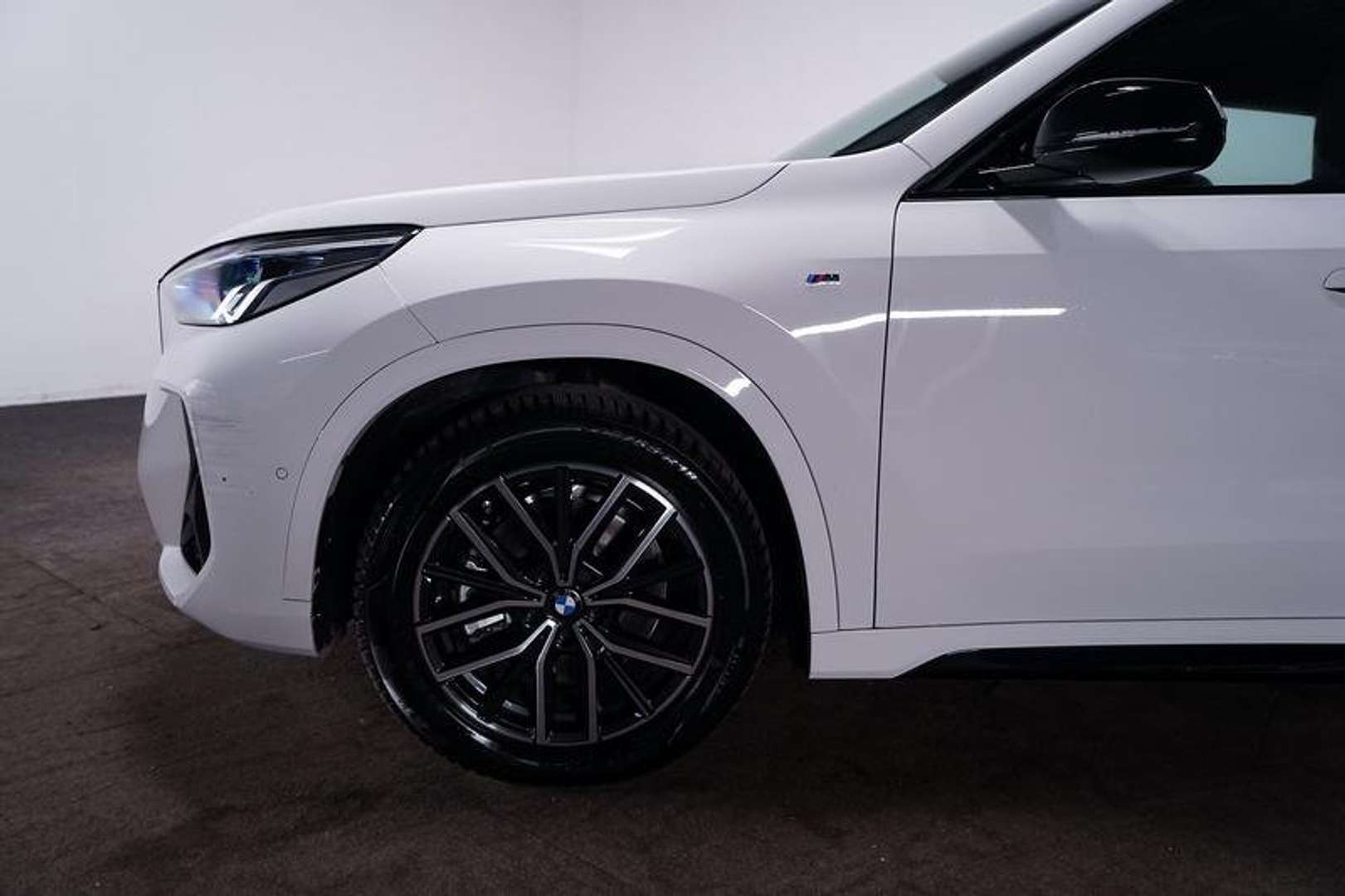 BMW IX1 M-Sport XDrive30 - 2023 - Joinsteer - #3