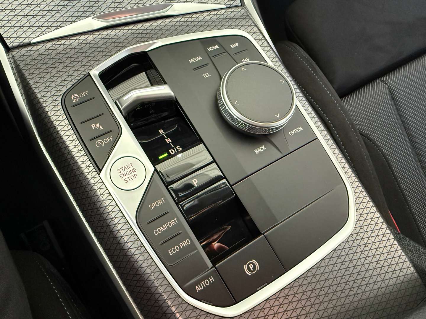 BMW 330i M Sport 330i XDrive - 2024 - Joinsteer - #17