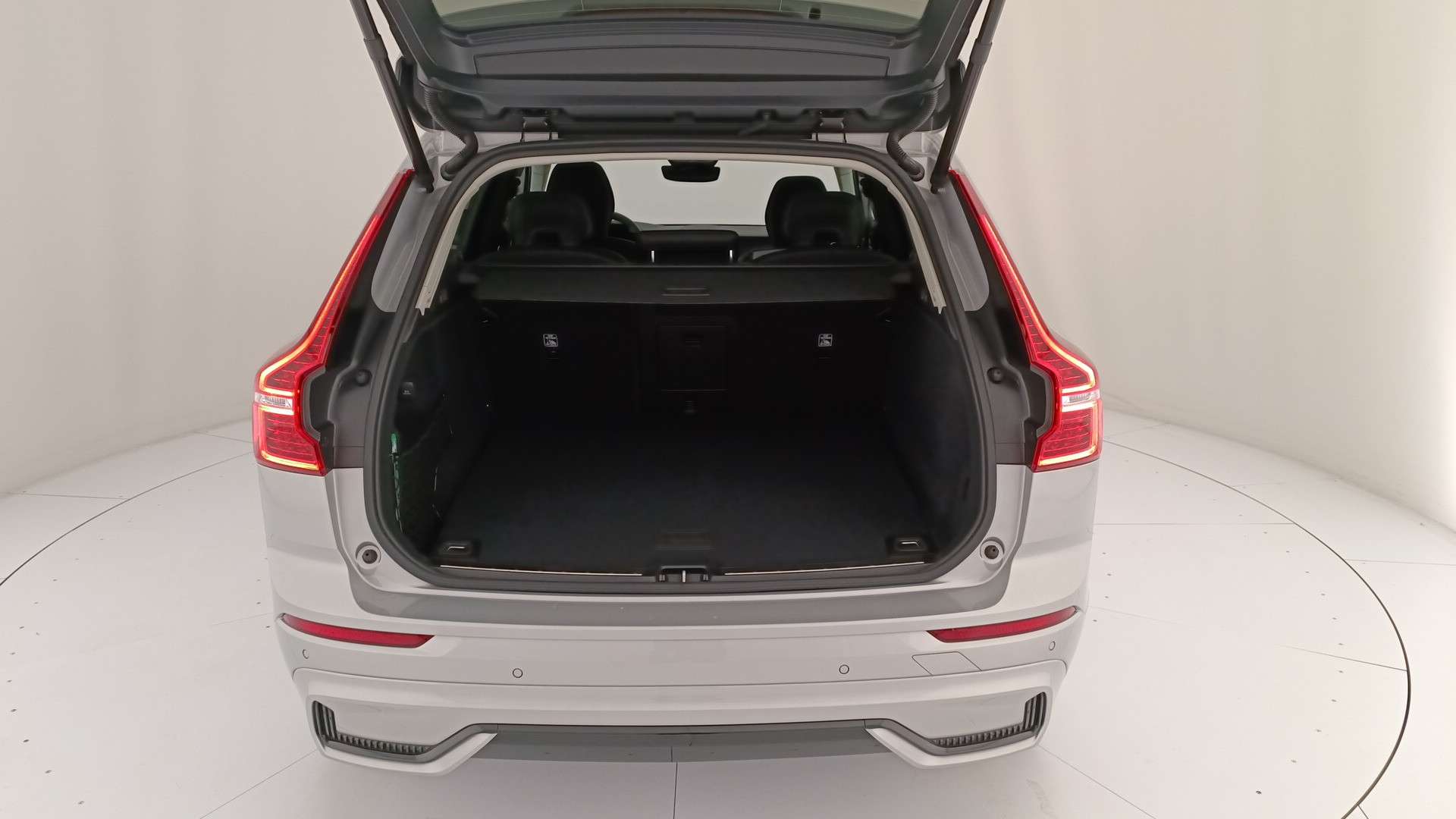 Volvo XC60 T6 Plus - 2025 - Joinsteer - #5