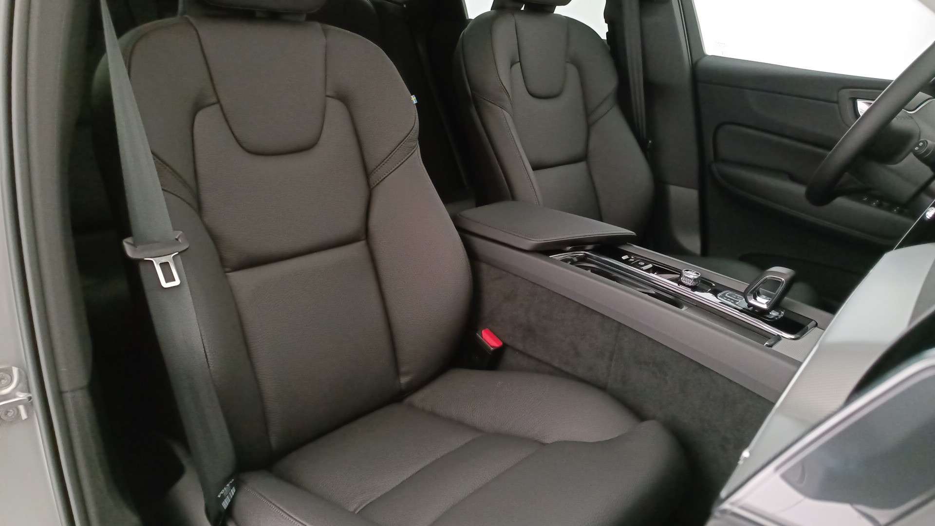Volvo XC60 T6 Plus - 2025 - Joinsteer - #13