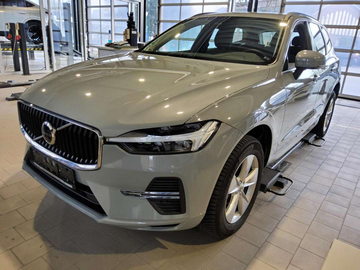 Volvo XC60 B4 Core - 2024 - Joinsteer - #1