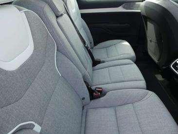 Volvo EX90 Twin Motor — photo 7
