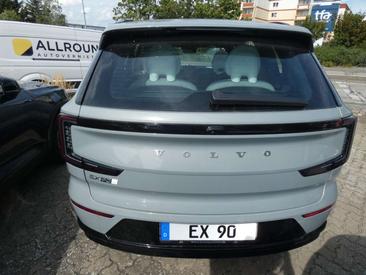 Volvo EX90 Twin Motor — photo 12