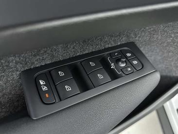 Volvo C40 Twin Motor Ultimate — photo 20