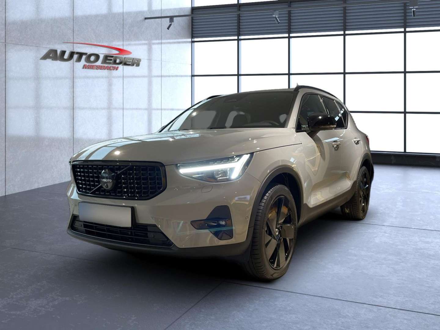 Volvo XC40 B3 Plus - 2025 - Joinsteer - #1