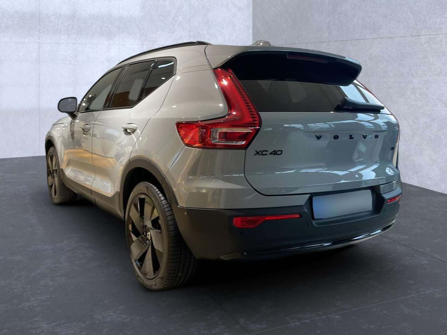 Volvo XC40 B3 Plus - 2025 - Joinsteer - #2