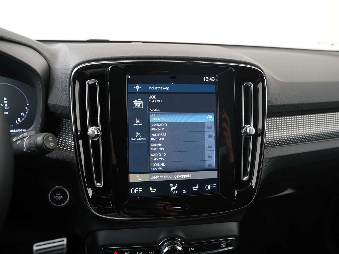 Volvo XC40 T4 Recharge R-Design - 2022 - Joinsteer - #15