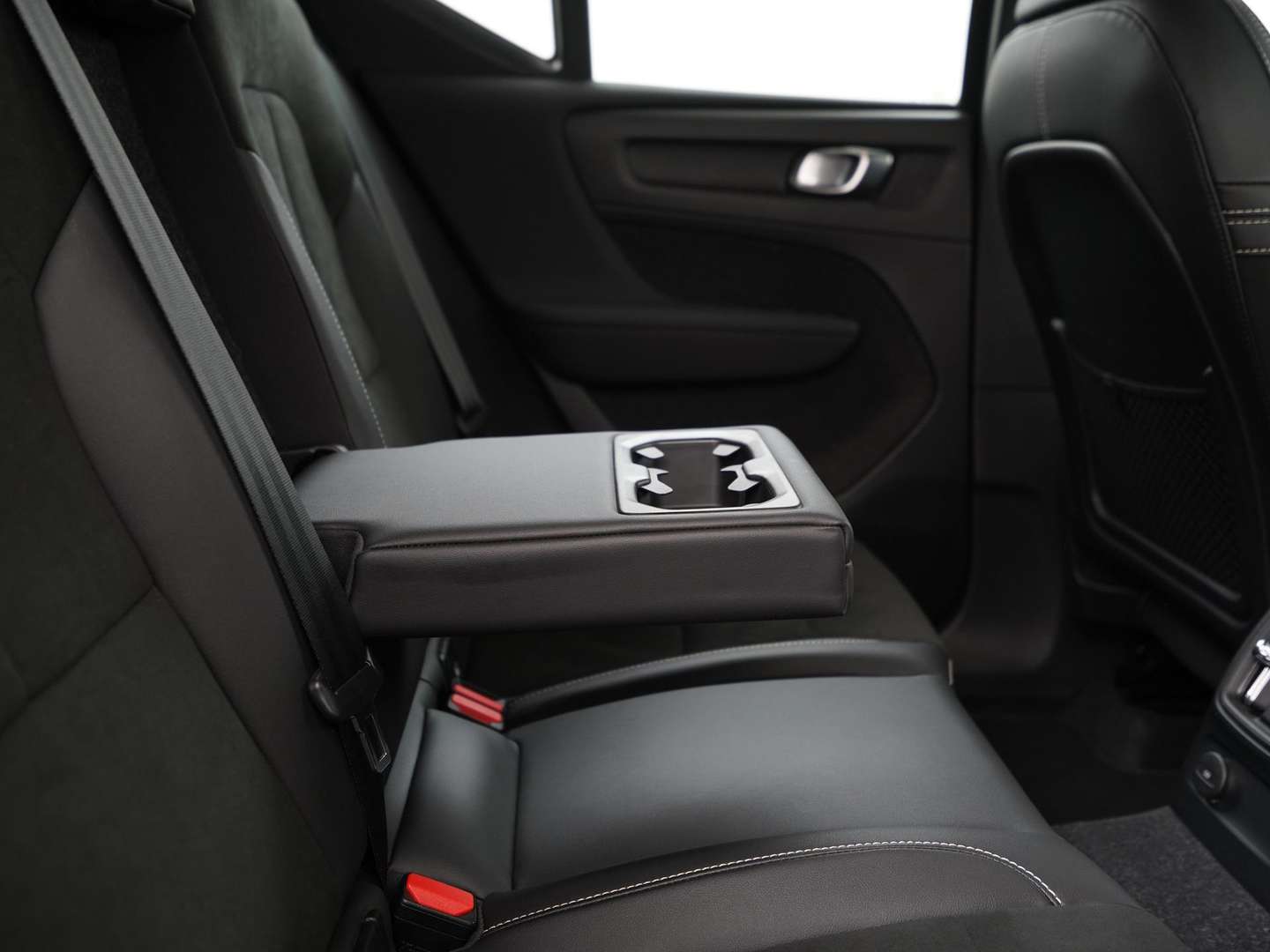 Volvo XC40 T4 Recharge R-Design - 2022 - Joinsteer - #33