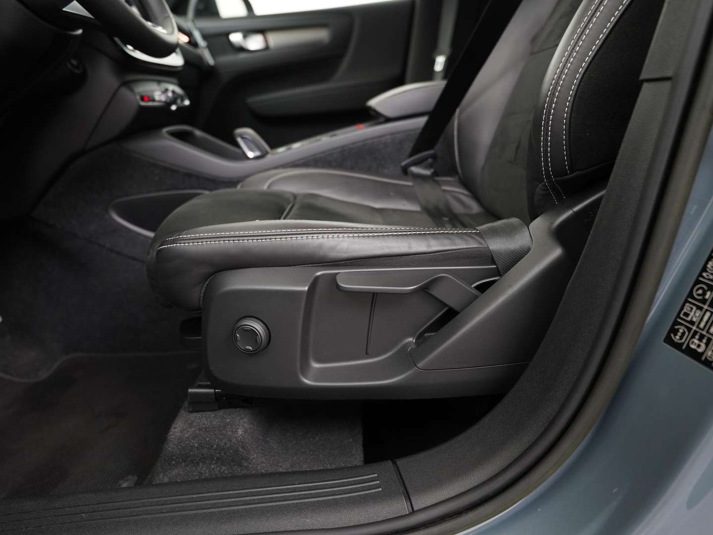 Volvo XC40 T4 Recharge R-Design - 2022 - Joinsteer - #38