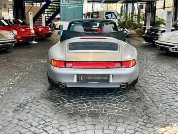 Porsche 993 Carrera 2 — photo 5