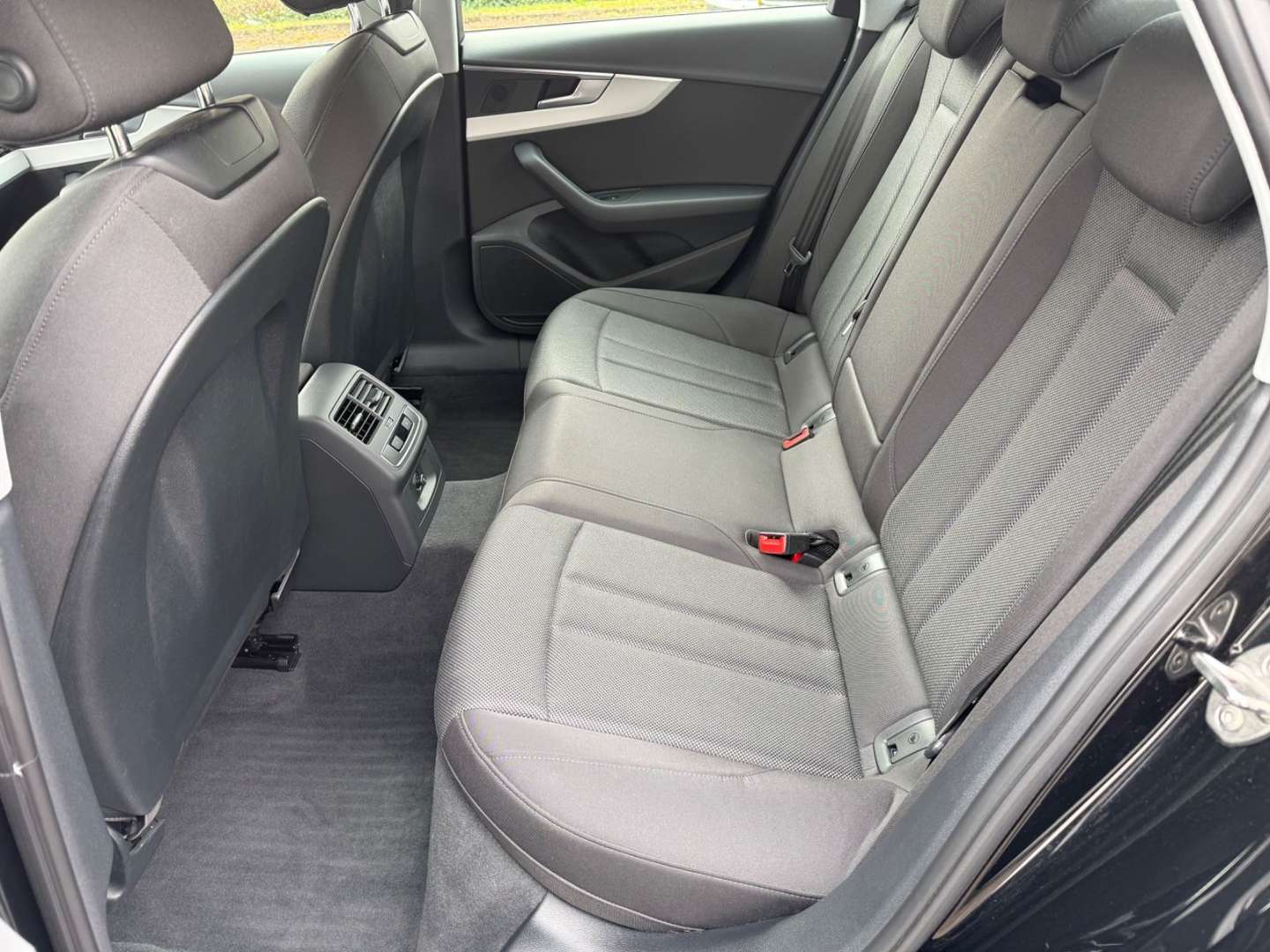 Audi A4 Lim. 35 TFSI - 2023 - Joinsteer - #12