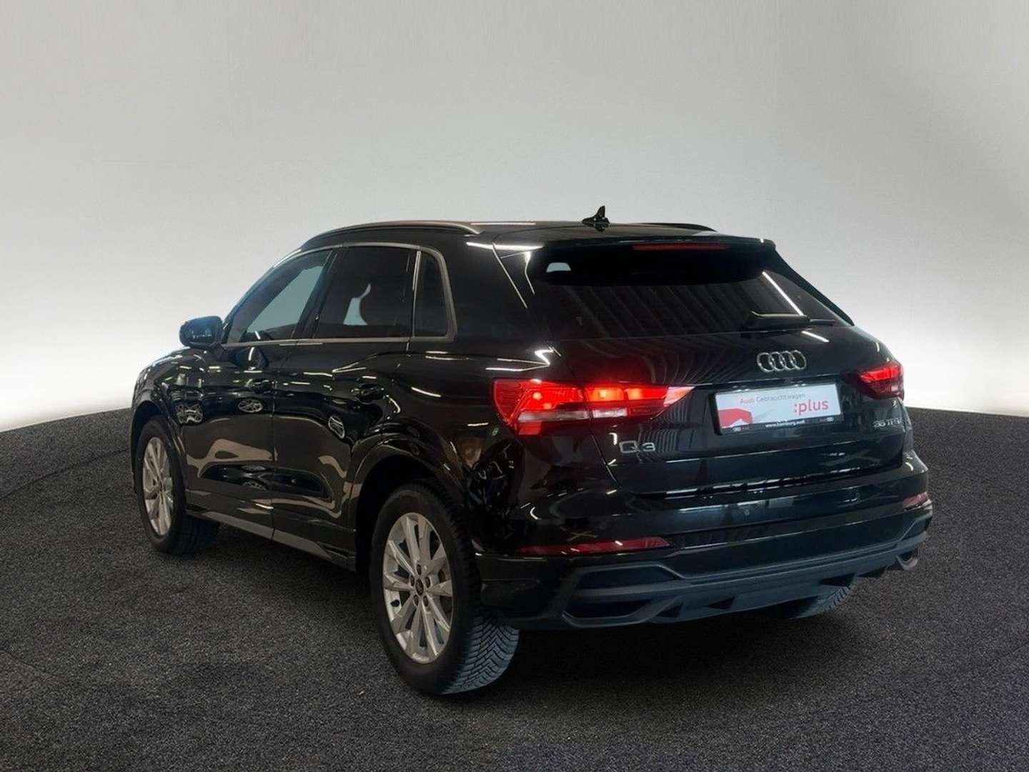 Audi Q3 S Line 35 TFSI - 2023 - Joinsteer - #2