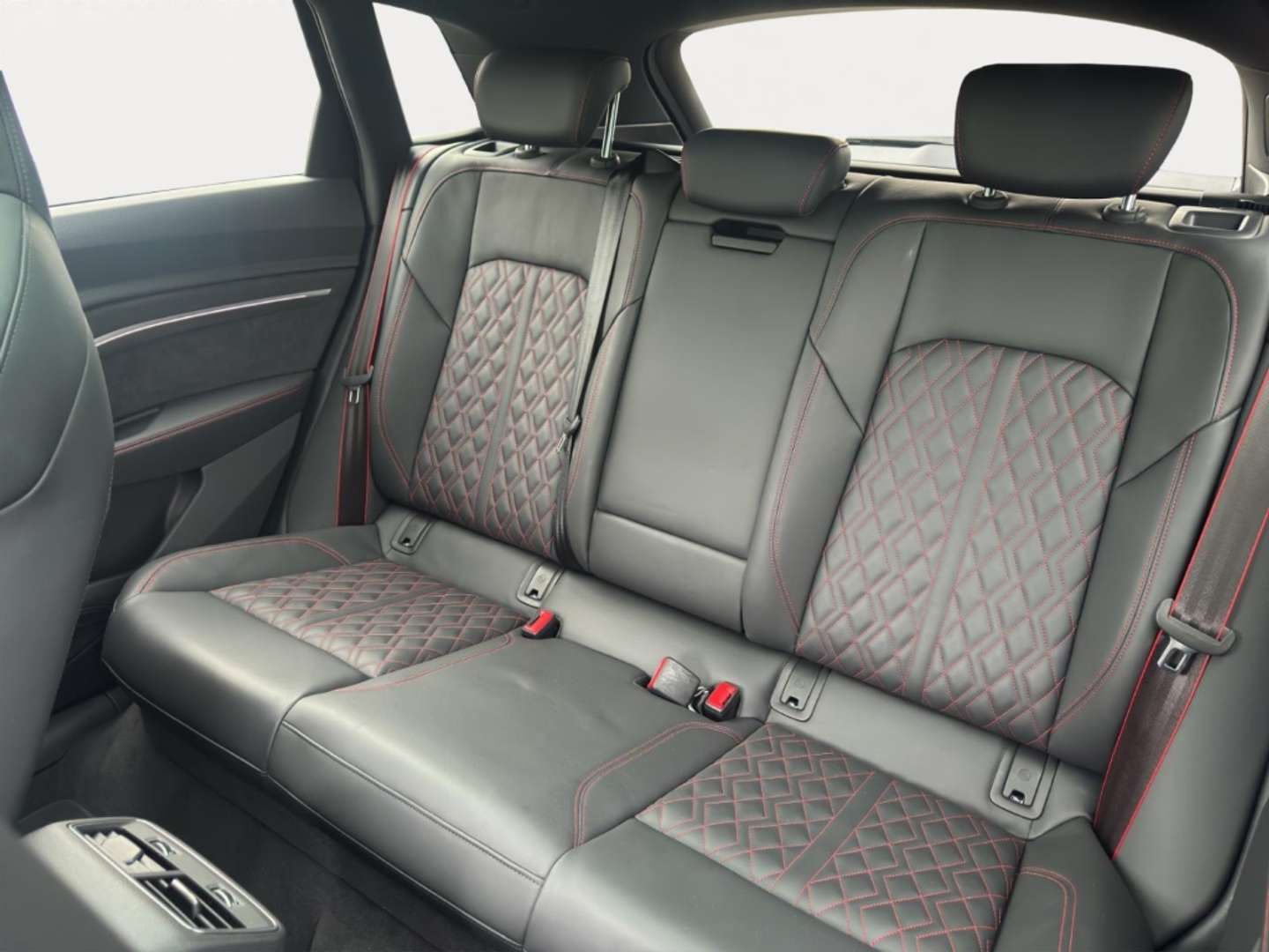 Audi Q8 E-tron S Line 55 - 2023 - Joinsteer - #13