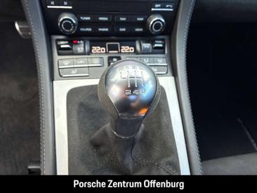Porsche 718 Spyder — photo 13
