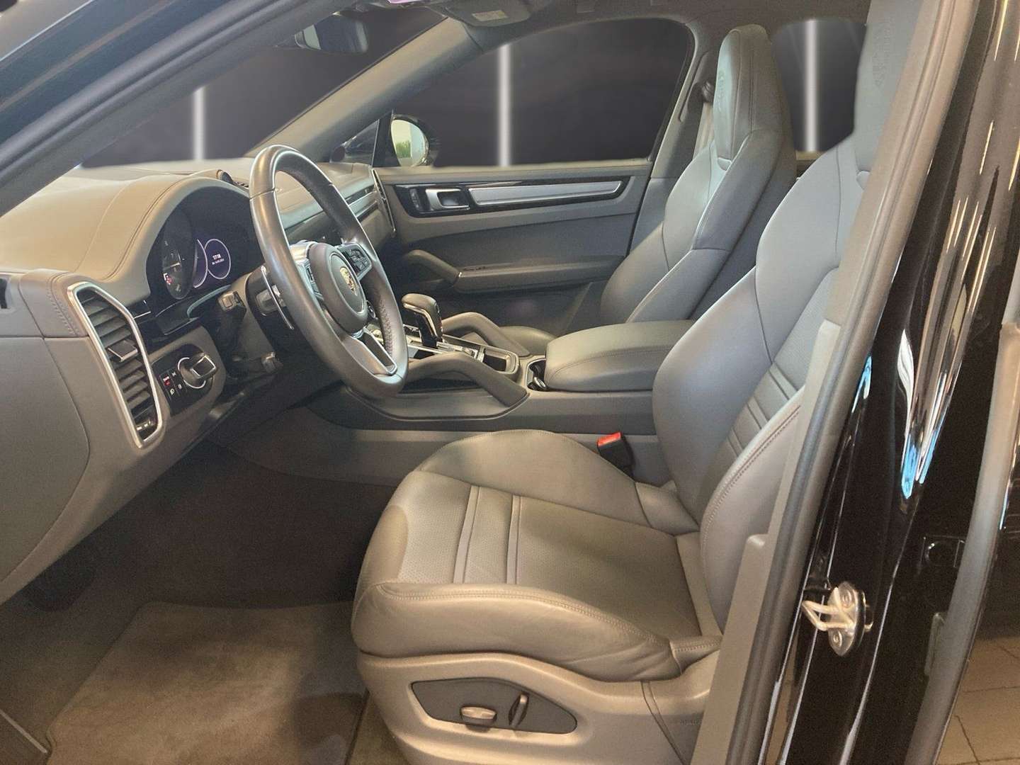 Porsche Cayenne II Coupe Platinum - 2022 - Joinsteer - #7