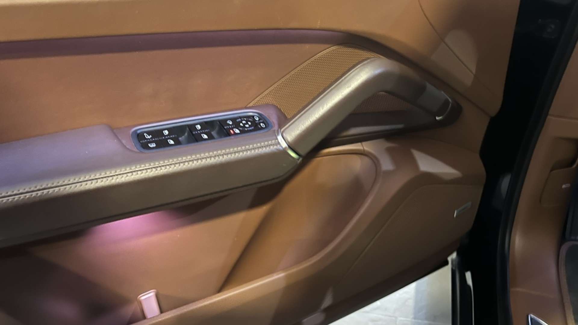 Porsche Cayenne III E-Hybrid - 2019 - Joinsteer - #3