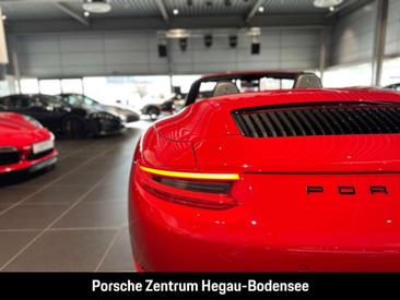 Porsche 991 Carrera — photo 15