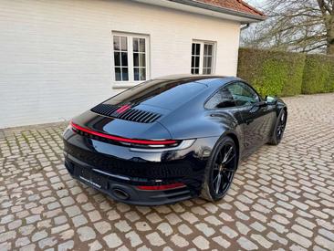 Porsche 992 I Carrera 4S — photo 9