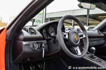 Porsche Boxster Spyder — photo 18