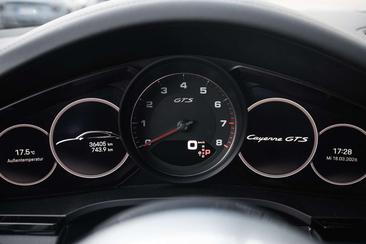 Porsche Cayenne III GTS — photo 10