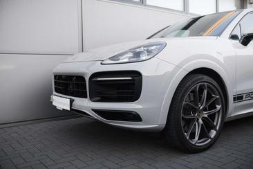 Porsche Cayenne III GTS — photo 16