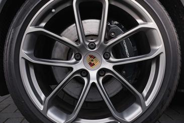 Porsche Cayenne III GTS — photo 20