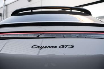 Porsche Cayenne III GTS — photo 24