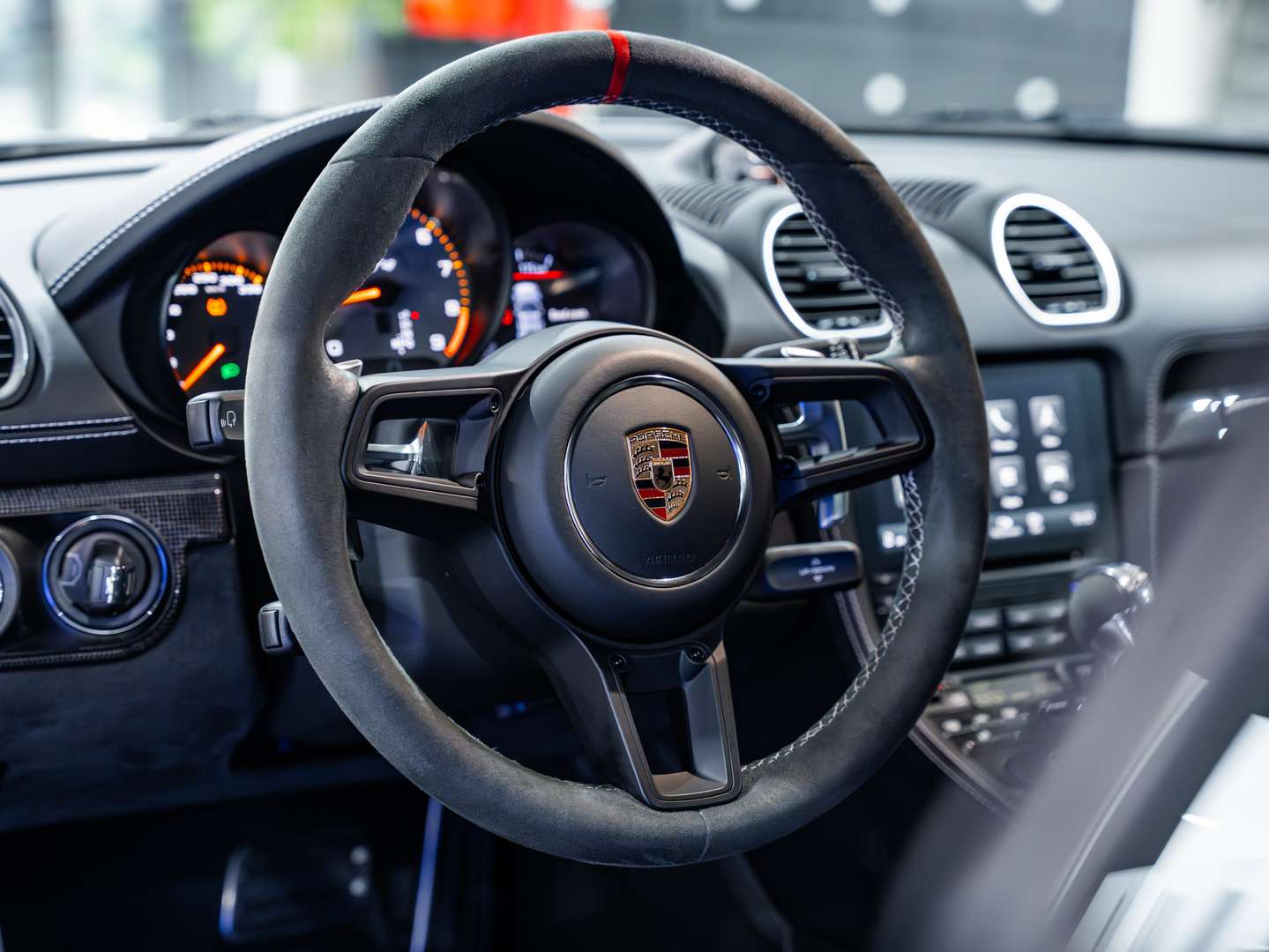 Porsche 718 Cayman GT4 - 2023 - Joinsteer - #10