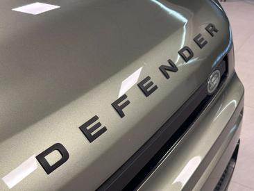 Land Rover Defender 110 S AUTOCARRO 3.0D I6 200 CV AWD Auto — photo 9