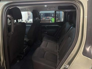 Land Rover Defender 110 S AUTOCARRO 3.0D I6 200 CV AWD Auto — photo 22