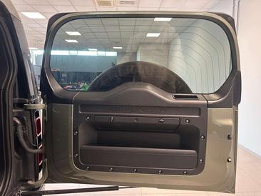 Land Rover Defender 110 S AUTOCARRO 3.0D I6 200 CV AWD Auto — photo 25