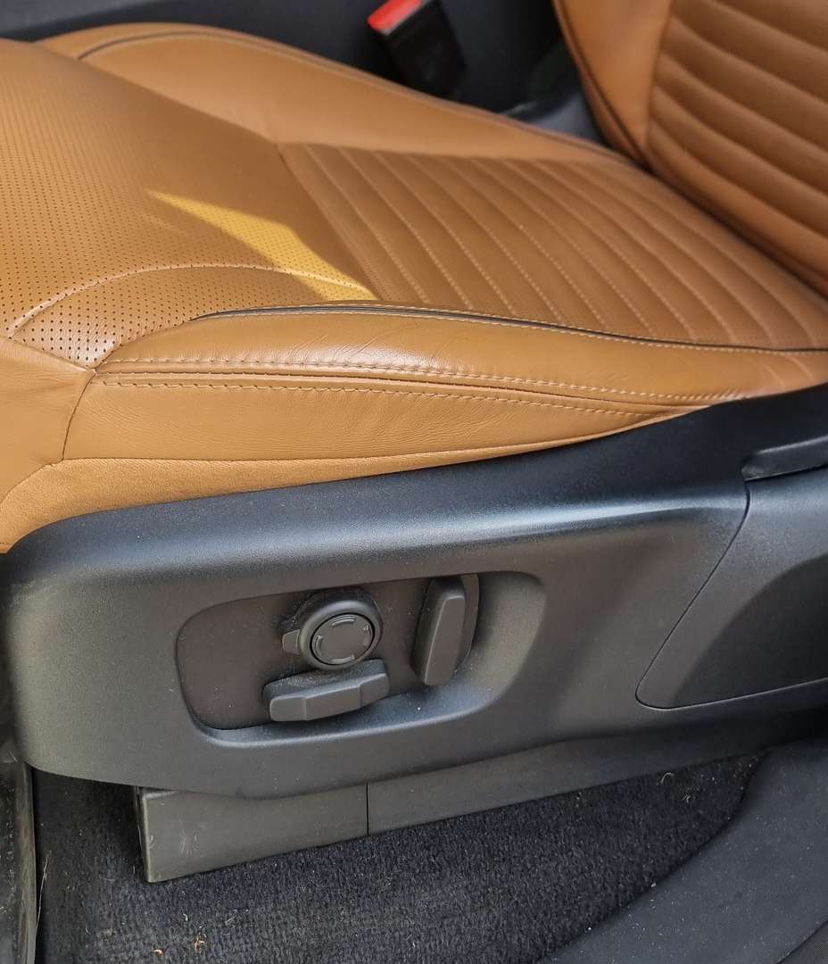 Land Rover Discovery 3.0 Td6 HSE Luxury 249cv 7p.ti Auto - 2018 - Joinsteer - #6