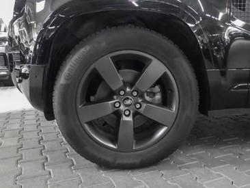 Land Rover Defender 90 X-Dynamic SE D250 — photo 8