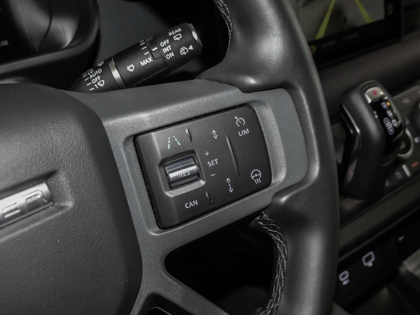 Land Rover Defender 90 X-Dynamic SE D250 - 2023 - Joinsteer - #13