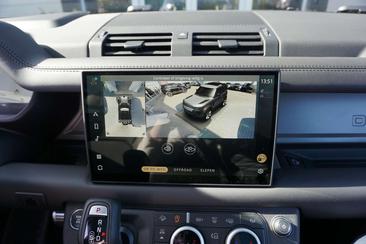 Land Rover Defender V8 P425 — photo 14