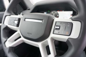 Land Rover Defender 90 D200 S — photo 15