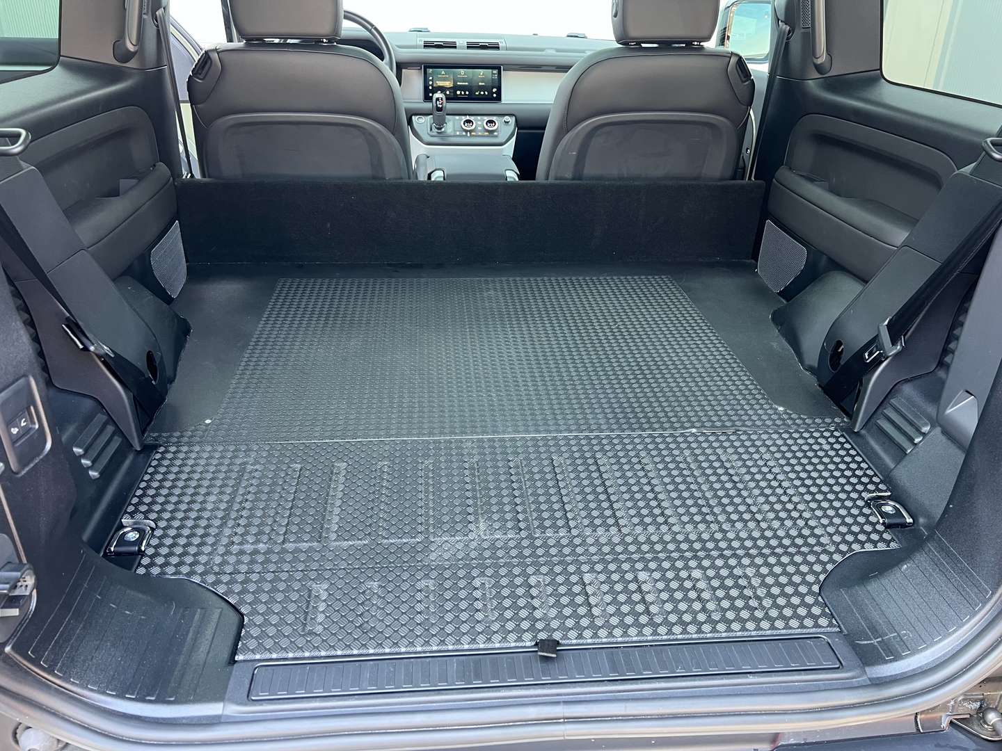 Land Rover Defender 90 D250 X-Dy SE - 2025 - Joinsteer - #18