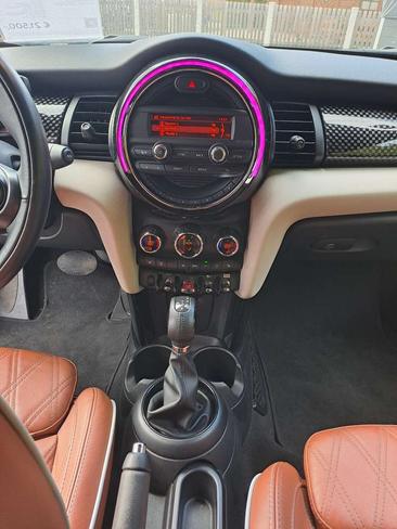 Mini Cabrio COOPER — photo 13