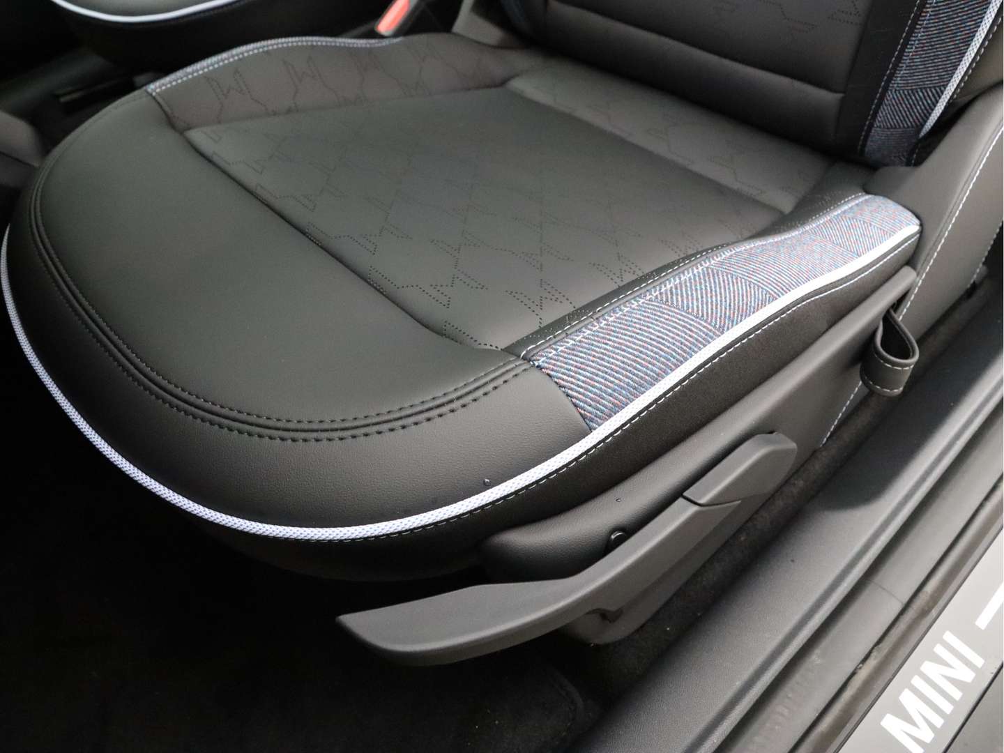 Mini Cooper SE Classic Electric - 2026 - Joinsteer - #13