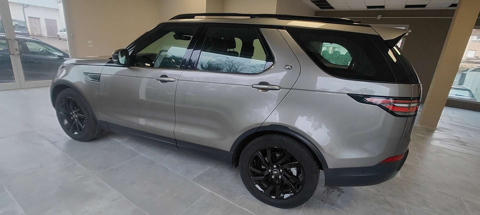 Land Rover Discovery D300 HSE - 2020 - Joinsteer - #4