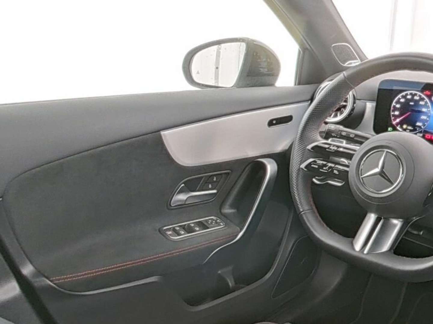 Mercedes Classe A 200 AMG Line - 2025 - Joinsteer - #2