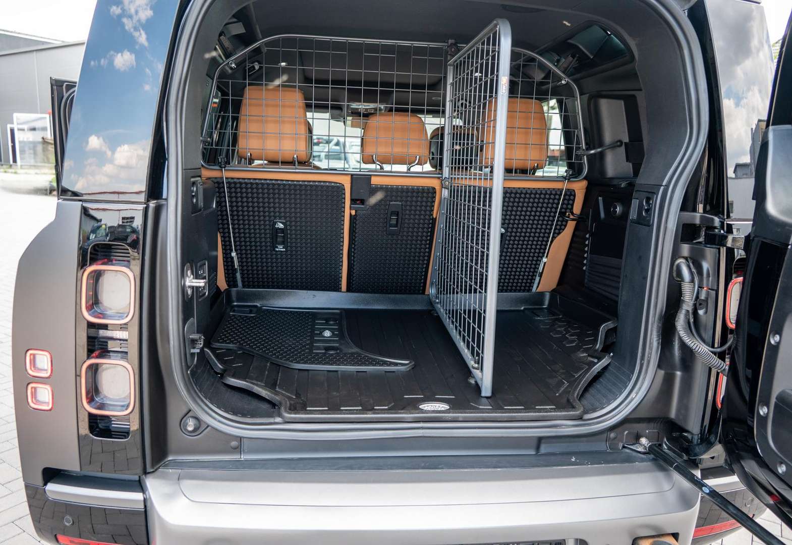 Land Rover Defender V8 Carpathian Edition - 2023 - Joinsteer - #20