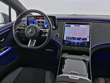 Mercedes EQE 300 — photo 4