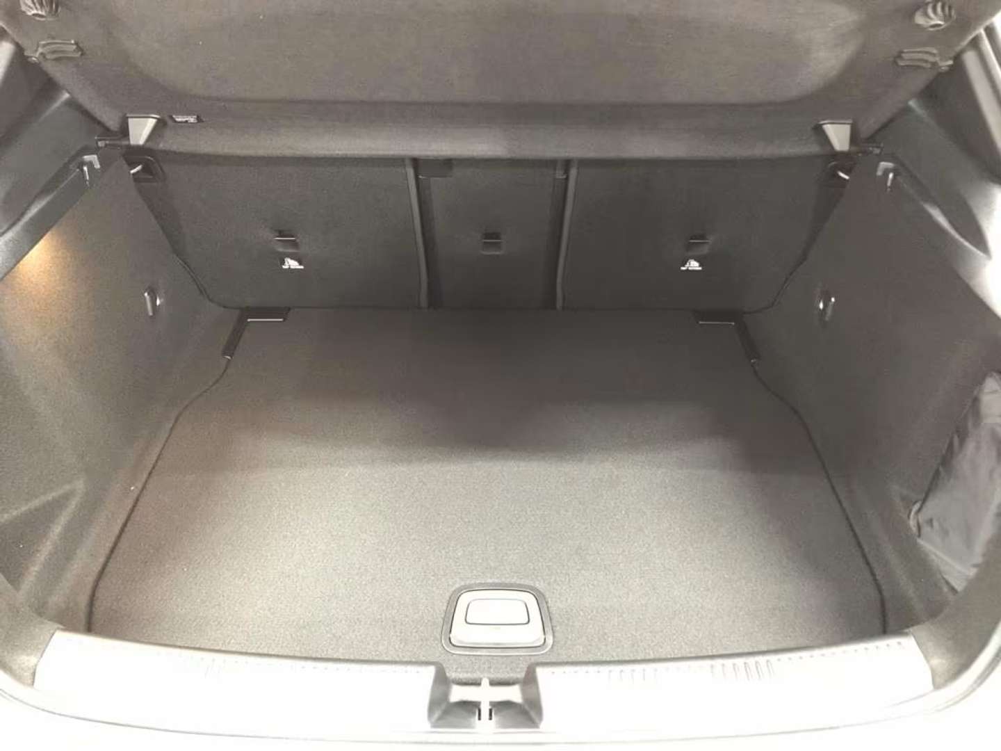 Mercedes Classe A 180 180 AMG Line - 2024 - Joinsteer - #12